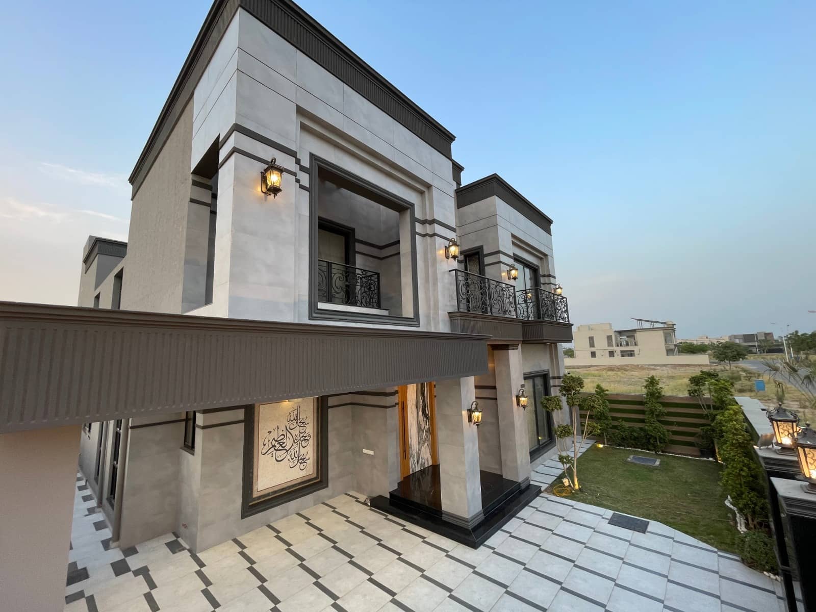 1 Kanal Fully Furnished Modern Home – DHA Phase 7, Lahore 5