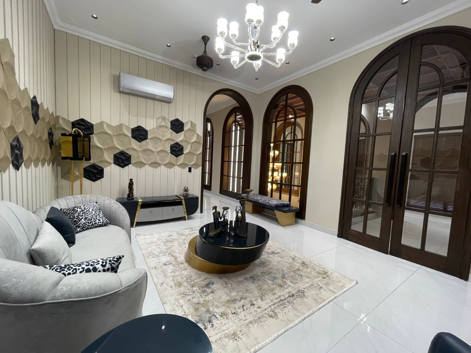 1 Kanal Fully Furnished Modern Home – DHA Phase 7, Lahore 26