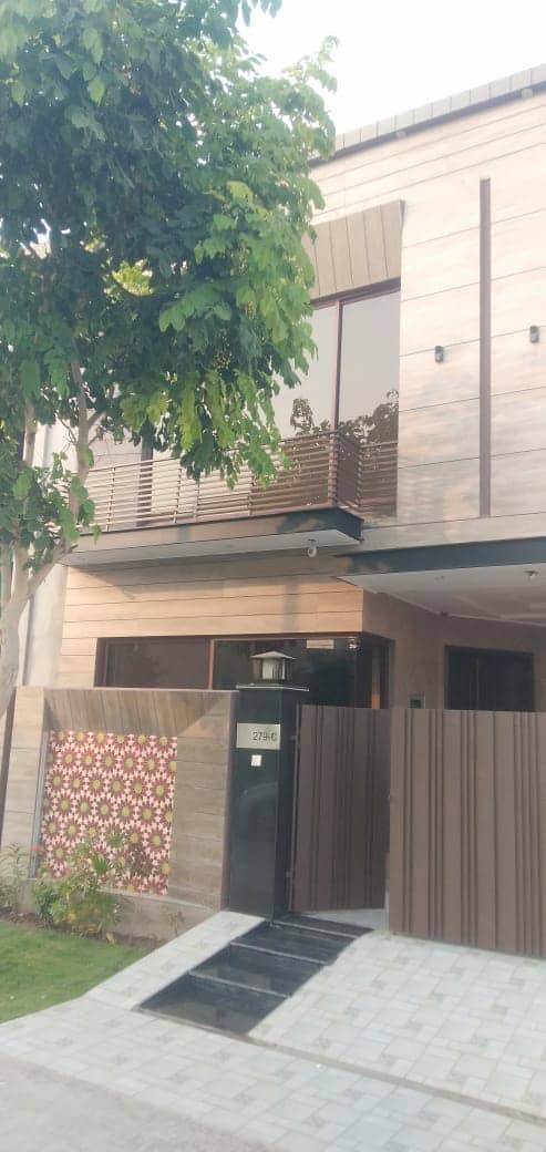 5 Marla Modern House – DHA Phase 9 Town, Lahore 4