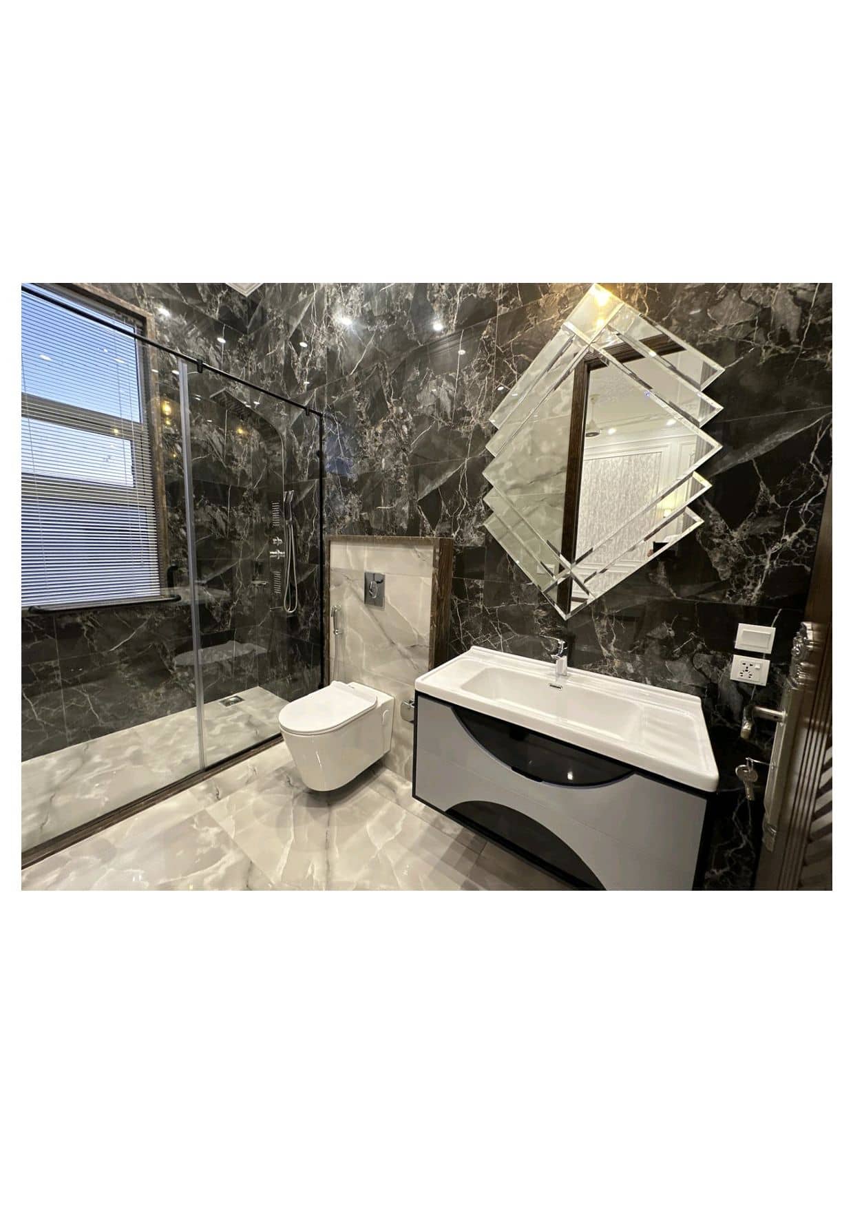 Brand New 1 Kanal (20 Marla) Spanish-Style House for Sale in DHA Phase 6  37