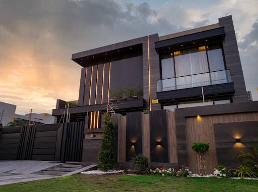 Fully Furnished 1 Kanal (20 Marla) Luxury House for Sale in DHA Phase 6  3