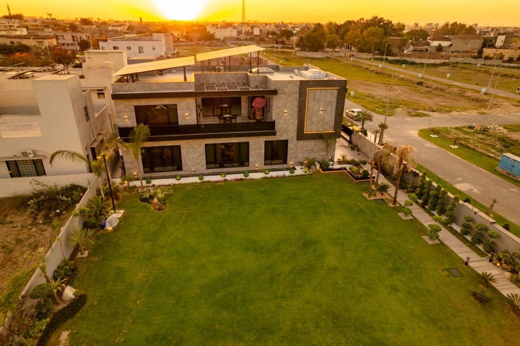 Ultra Luxury 3 Kanal Smart Home for Sale in DHA Phase 7 Lahore 3