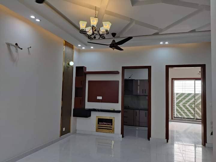 5 Marla Brand New House for Sale in Lake City Lahore 14