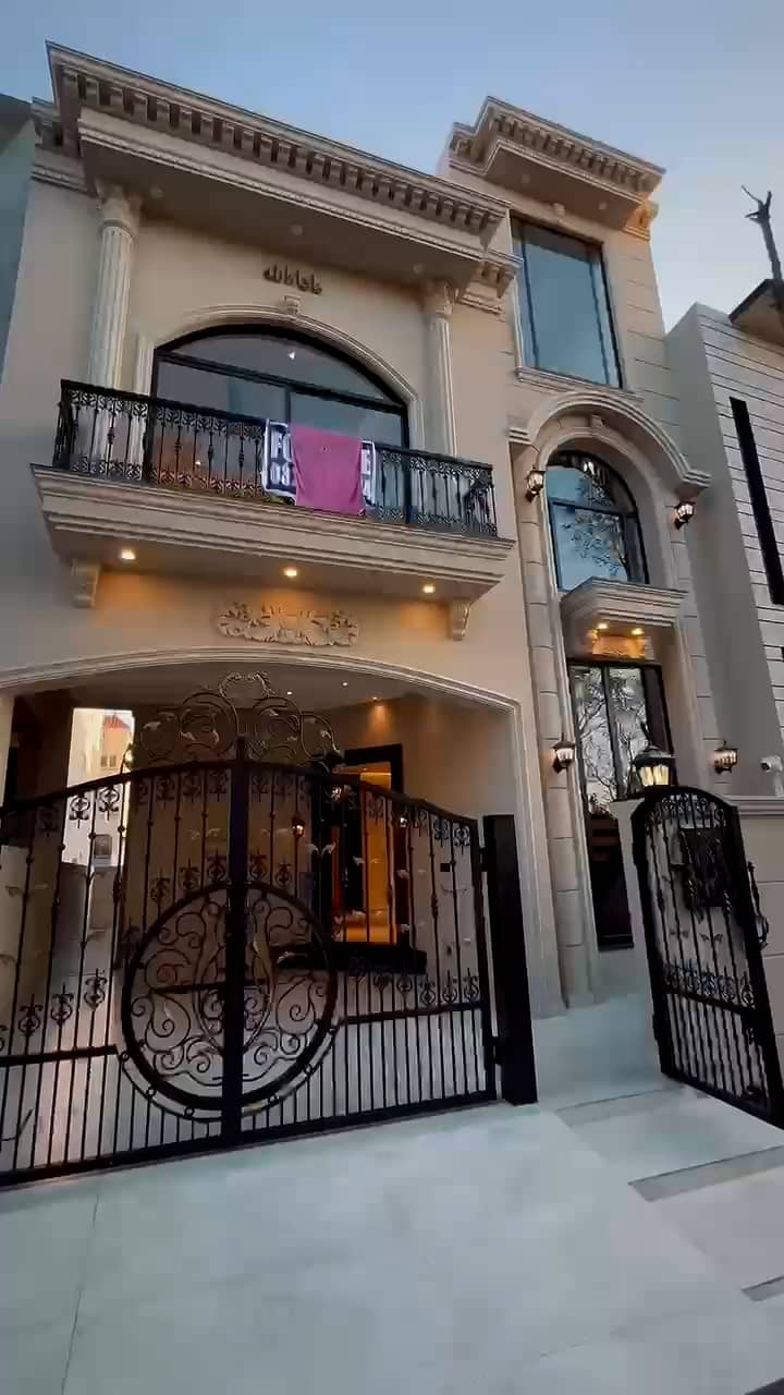 5 Marla Brand New House with Servant Quarter in DHA Phase 9 Lahore 2