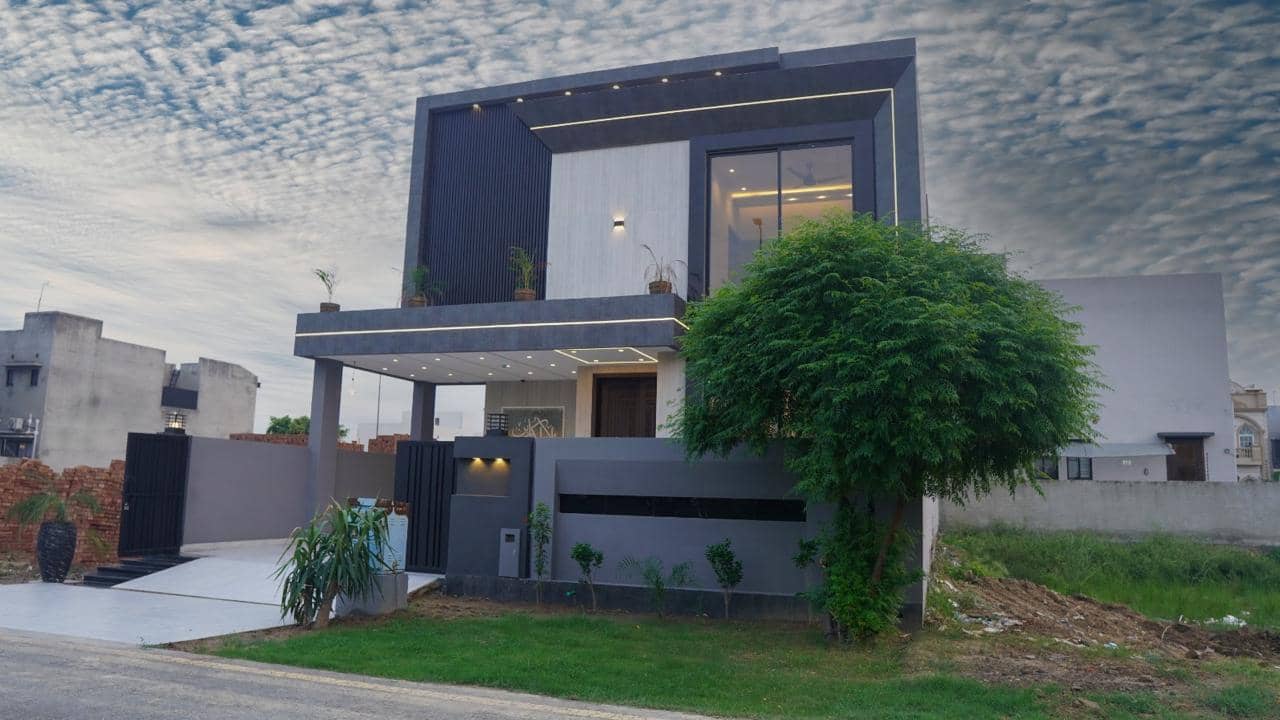 10 Marla Brand New House with Basement for Sale in DHA Phase 7 Lahore 1