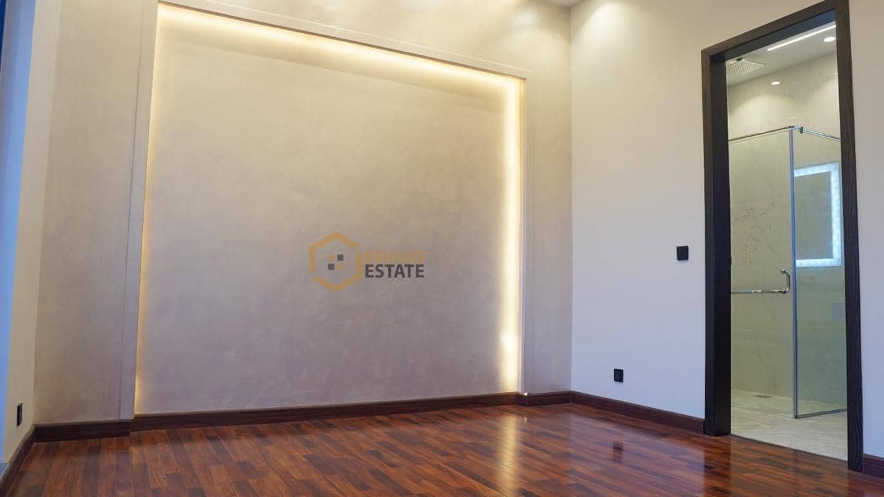 10 Marla Brand New House with Basement for Sale in DHA Phase 7 Lahore 4