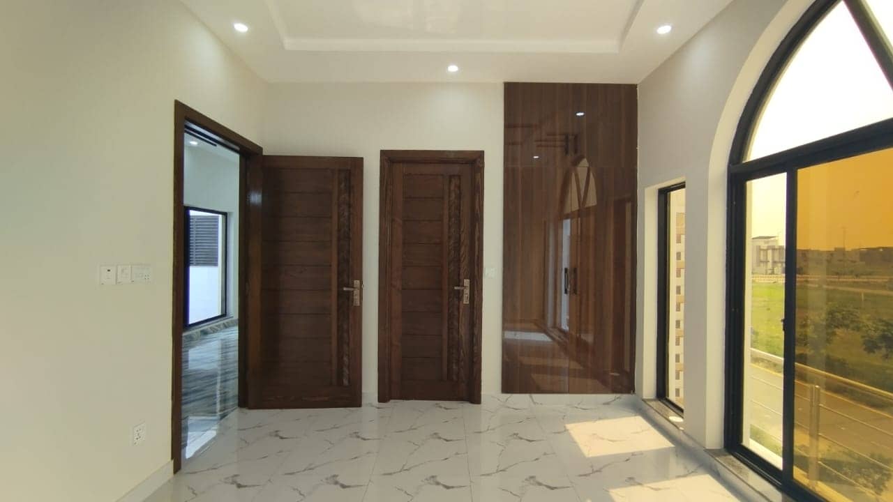 10 Marla Brand New House for Sale in DHA Phase 7 Lahore 7