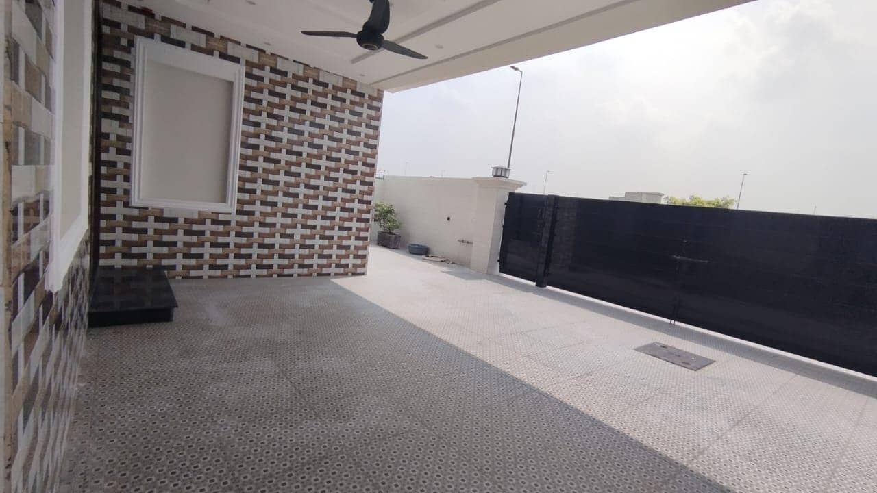 10 Marla Brand New House for Sale in DHA Phase 7 Lahore 32