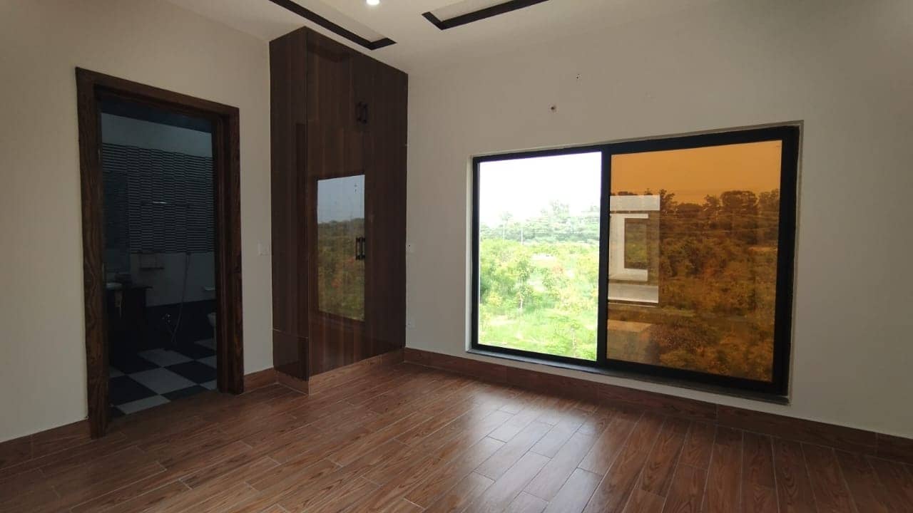 10 Marla Brand New House for Sale in DHA Phase 7 Lahore 44