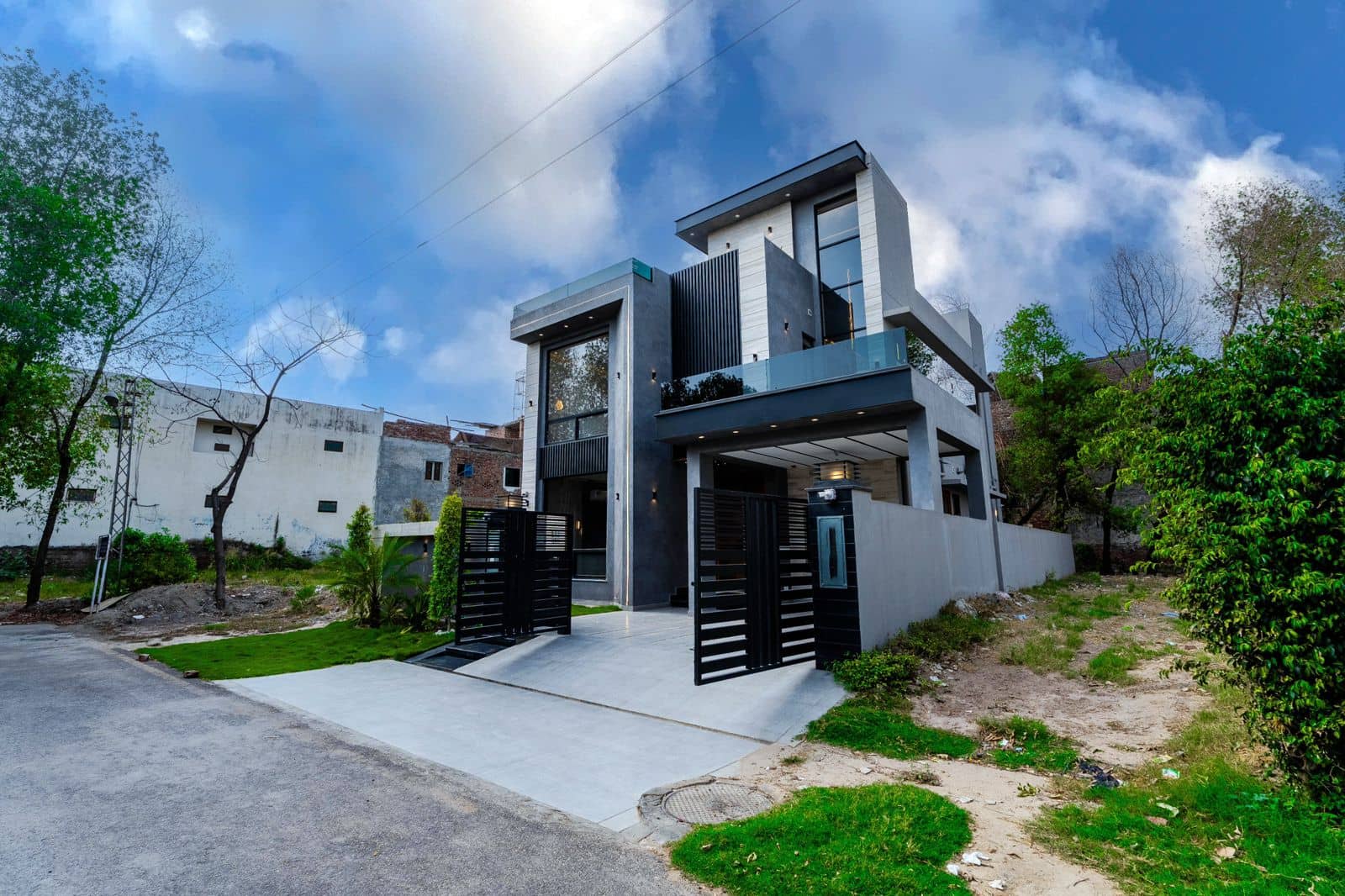 10 Marla Brand New House for Sale in DHA Phase 1 Lahore 4