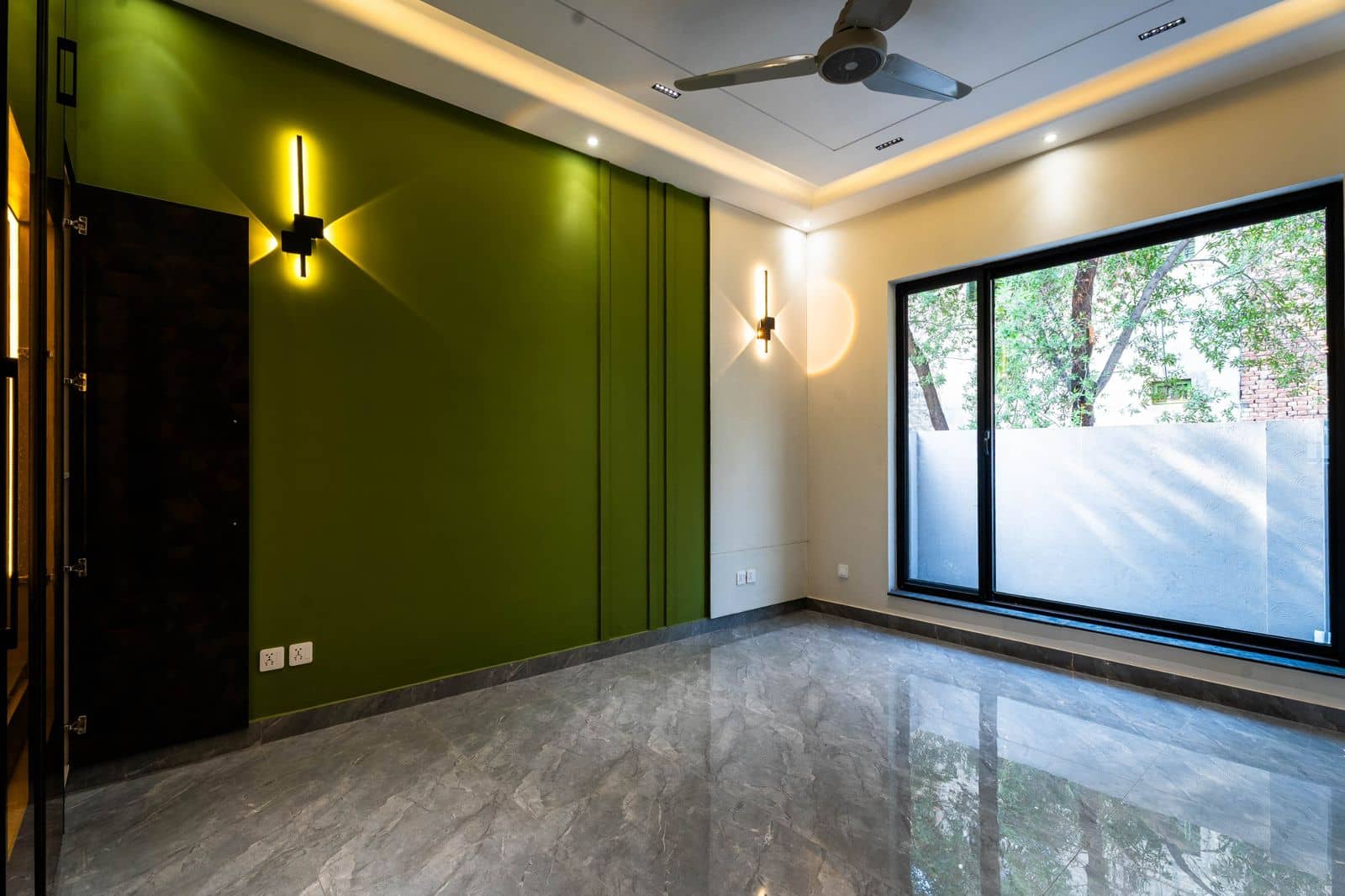 10 Marla Brand New House for Sale in DHA Phase 1 Lahore 8