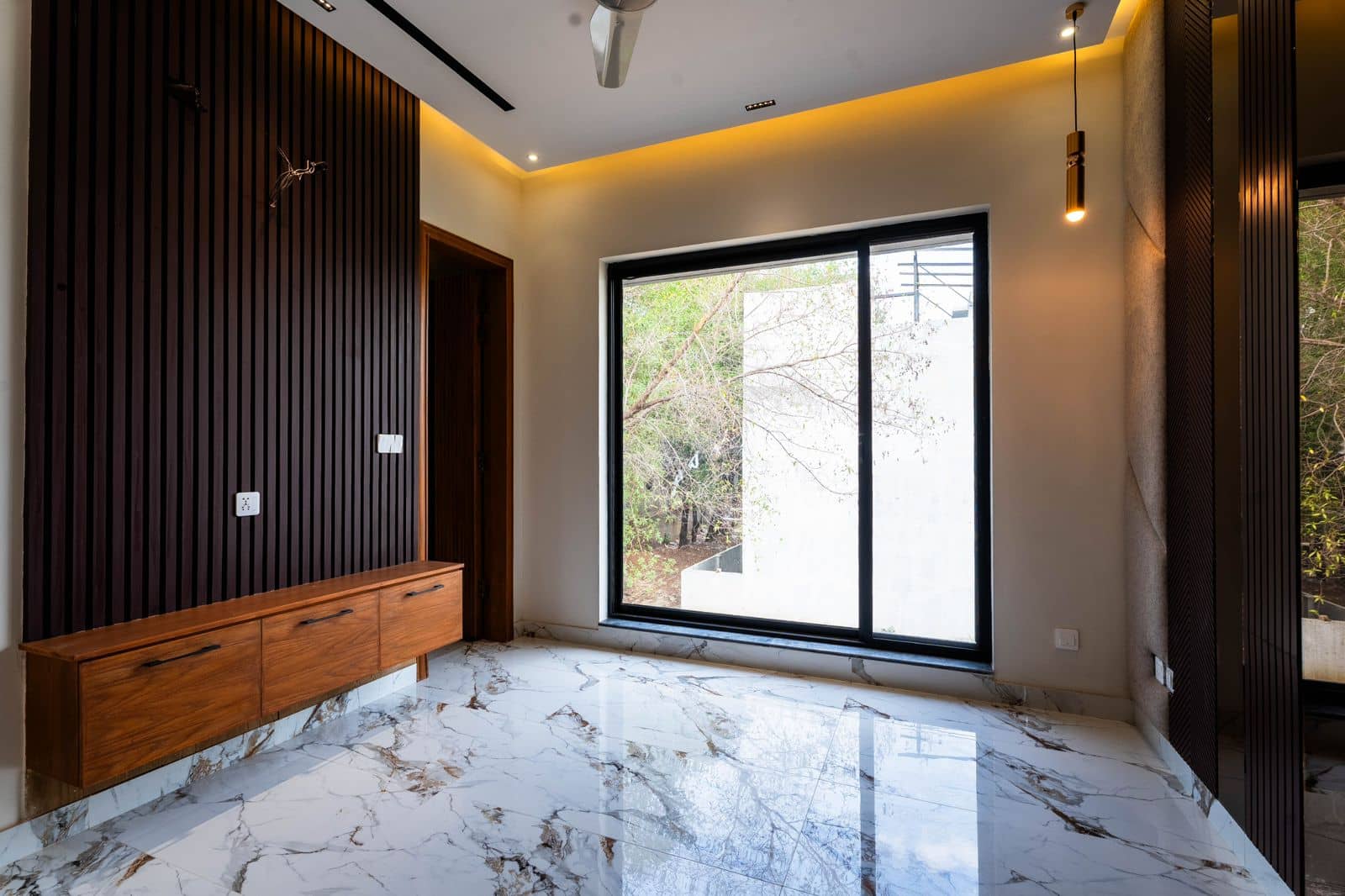 10 Marla Brand New House for Sale in DHA Phase 1 Lahore 18