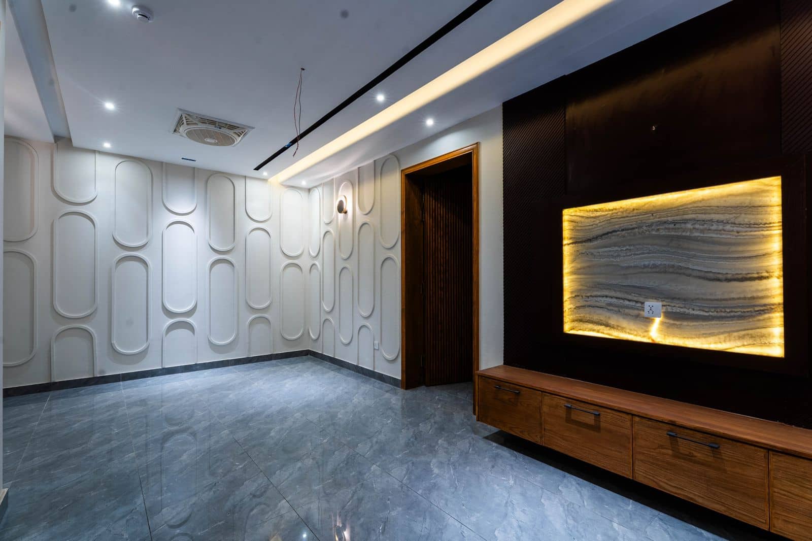 10 Marla Brand New House for Sale in DHA Phase 1 Lahore 31