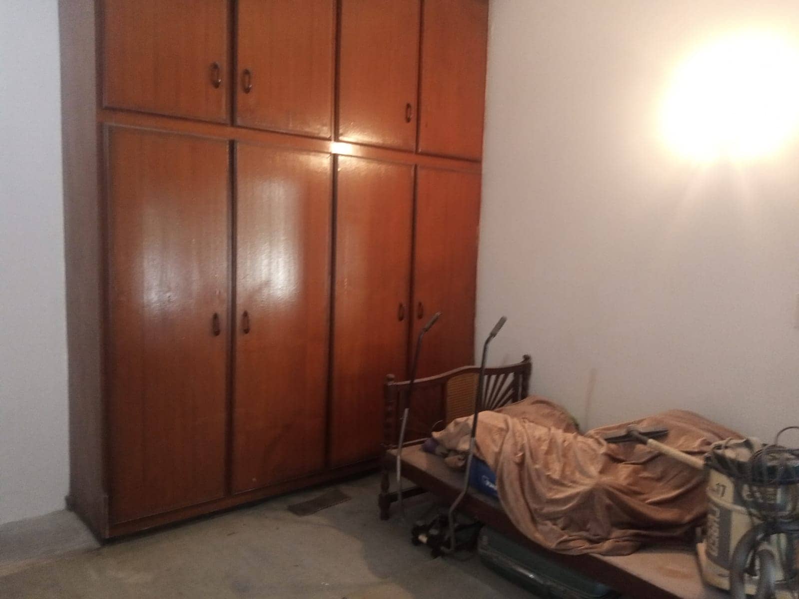 17 Marla Old House for Sale in DHA Phase 1 Lahore 3