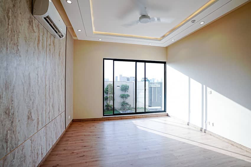 10 Marla Un-Furnished House For sale in DHA Lahore | OH-0010 7