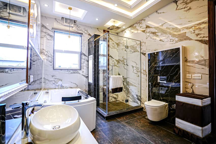 1 Kanal Un-Furnished House For sale in DHA Lahore | OH-0011 18