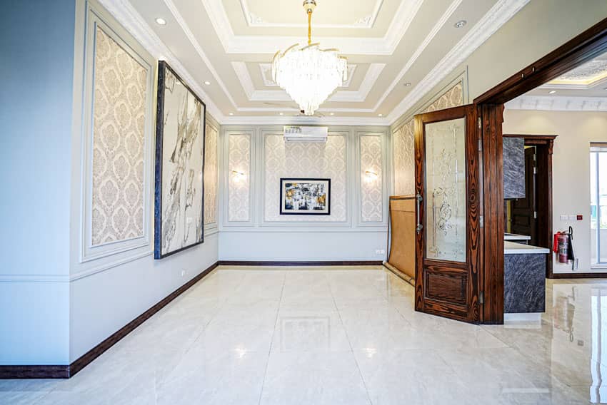 1 Kanal Un-Furnished House For sale in DHA Lahore | OH-0011 28