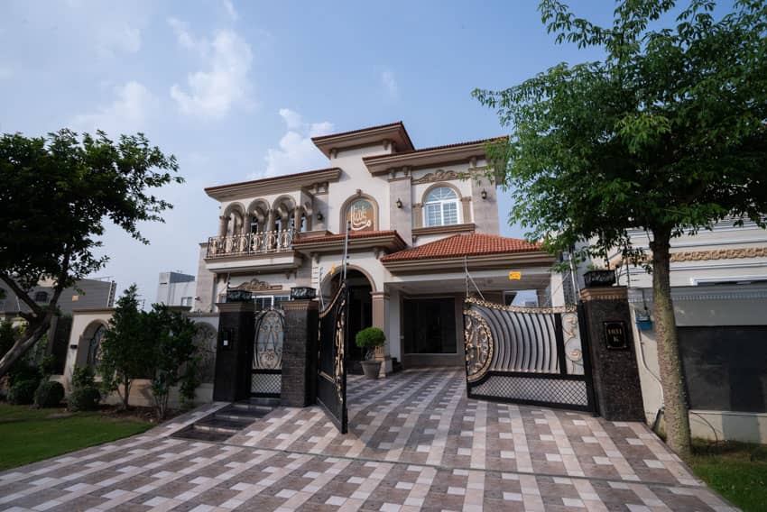 1 Kanal Semi-Furnished House For sale in DHA Lahore | OH-0019 3