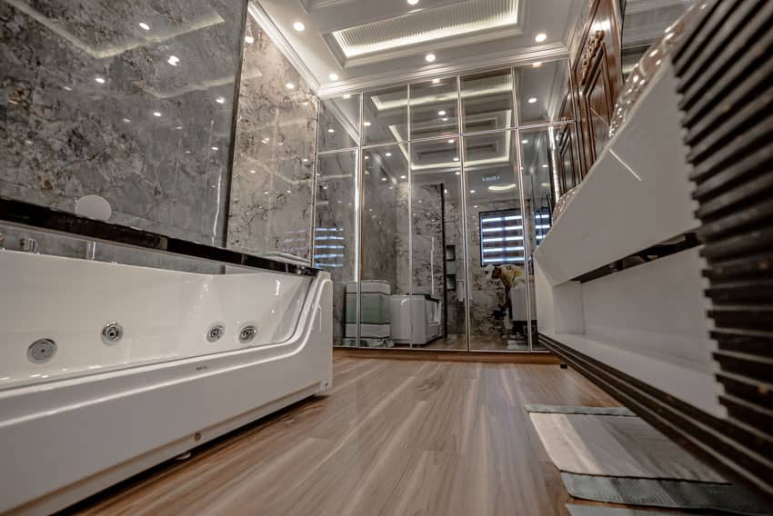 1 Kanal Semi-Furnished House For sale in DHA Lahore | OH-0019 16