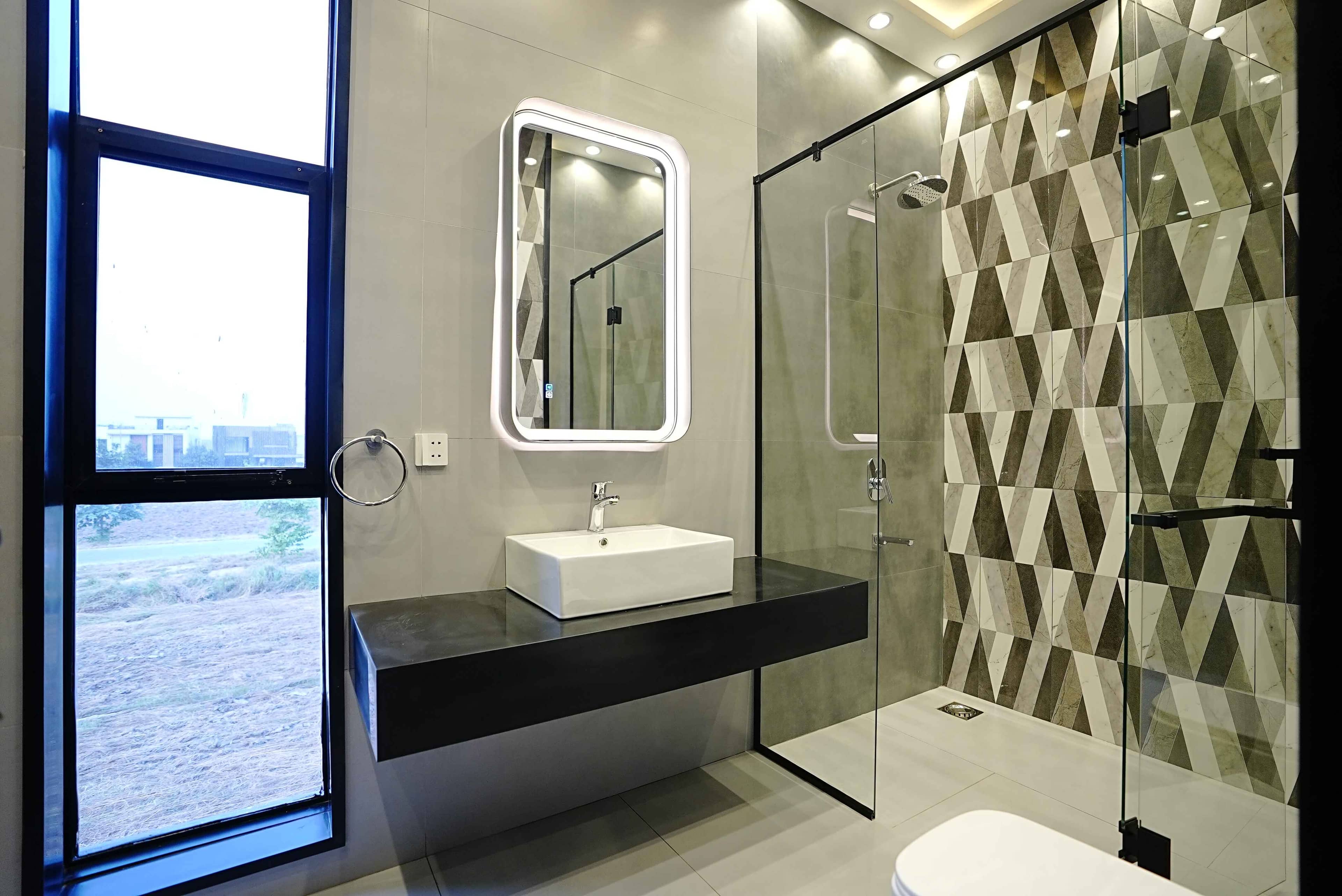 1 Kanal Semi-Furnished House For sale in DHA Lahore | OH-0030 22