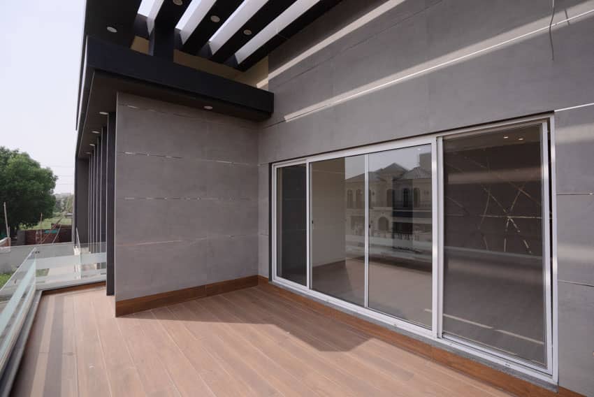 1 Kanal Un-Furnished House with Basement For sale in DHA Lahore | OH-0031 36