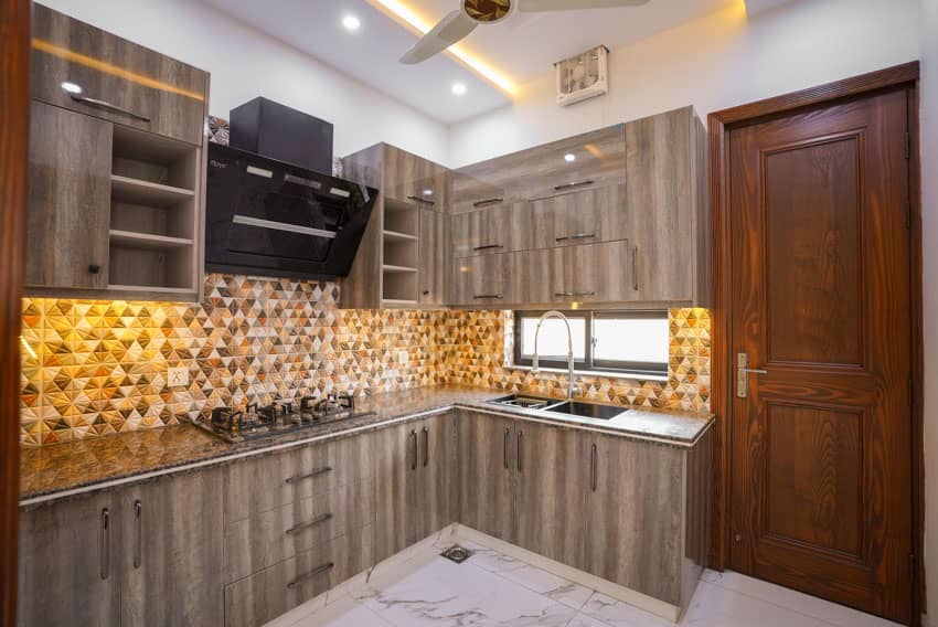 5 Marla Un-Furnished House For sale in DHA Lahore | OH-0032 7