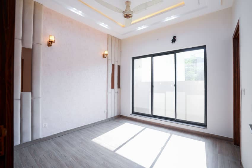 5 Marla Un-Furnished House For sale in DHA Lahore | OH-0032 9