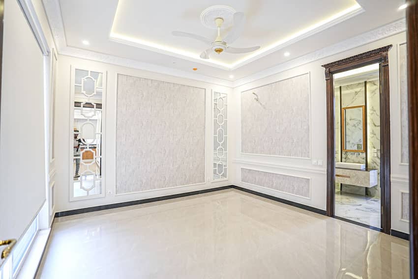 1 Kanal Un-Furnished House For sale in DHA Lahore | OH-0033 26