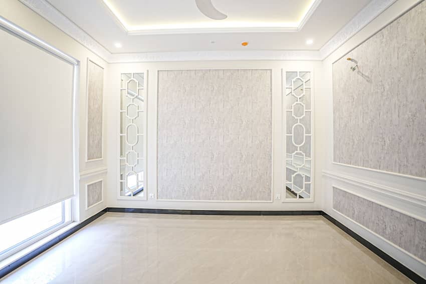 1 Kanal Un-Furnished House For sale in DHA Lahore | OH-0033 27