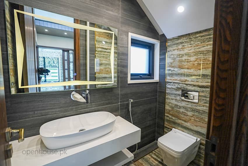 1 Kanal Semi-Furnished House For sale in DHA Lahore | OH-0036 8