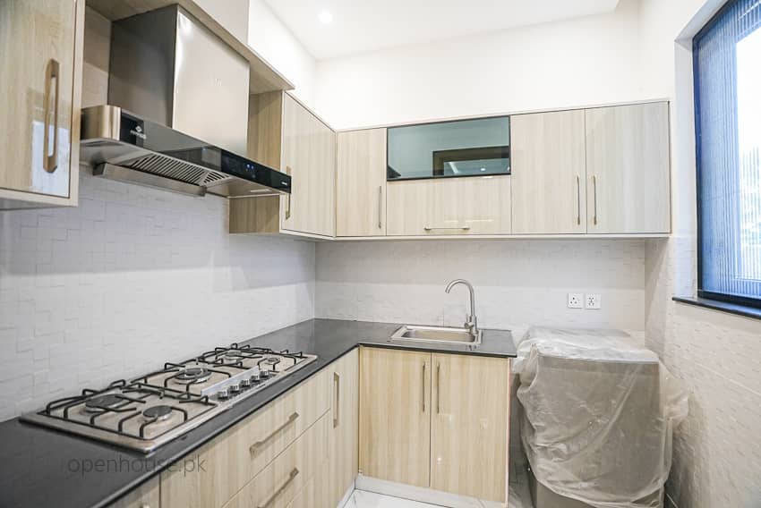 1 Kanal Semi-Furnished House For sale in DHA Lahore | OH-0036 18