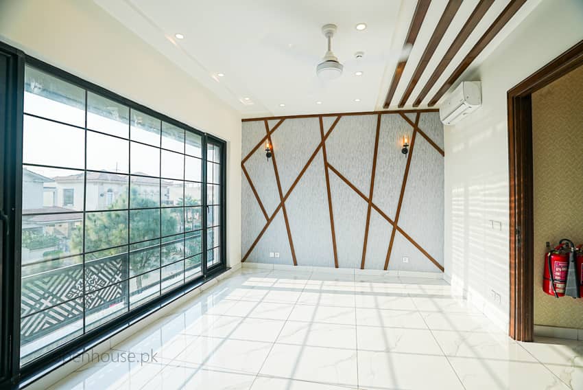 1 Kanal Semi-Furnished House For sale in DHA Lahore | OH-0036 29