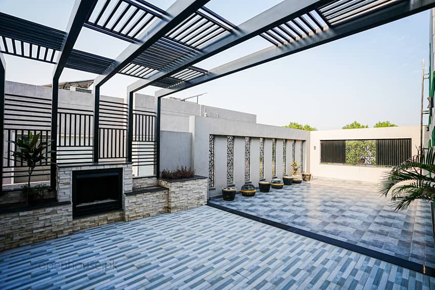 1 Kanal Semi-Furnished House For sale in DHA Lahore | OH-0036 45