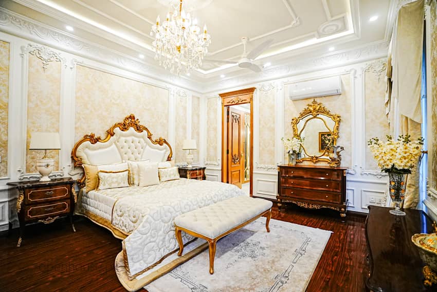 1 Kanal Furnished Corner House For sale in DHA Lahore | OH-0038 14