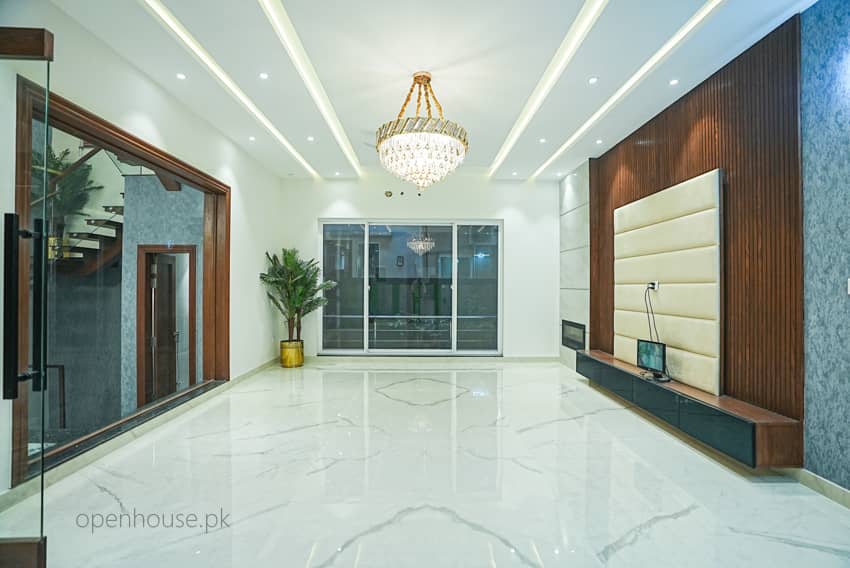 1 Kanal Semi-Furnished House with Basement & Home Cinema For sale in DHA Lahore | OH-0039 10