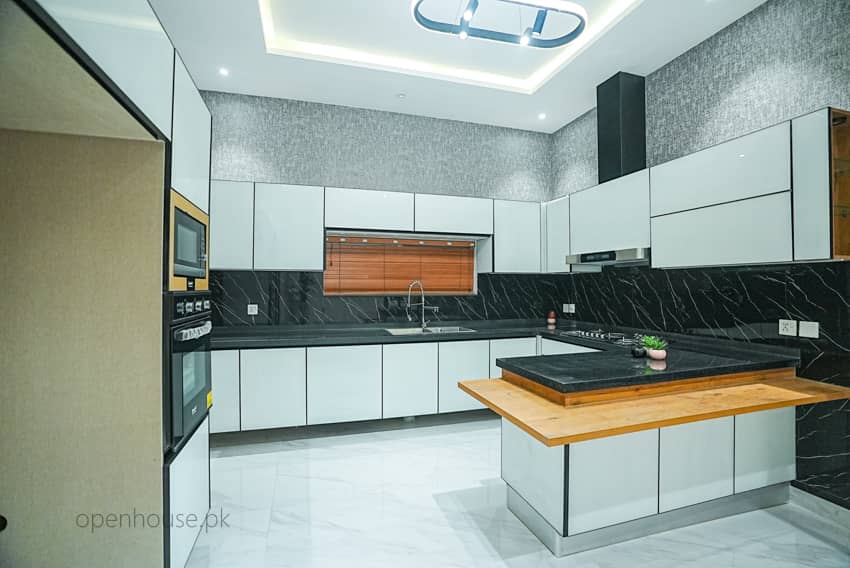 1 Kanal Semi-Furnished House with Basement & Home Cinema For sale in DHA Lahore | OH-0039 11