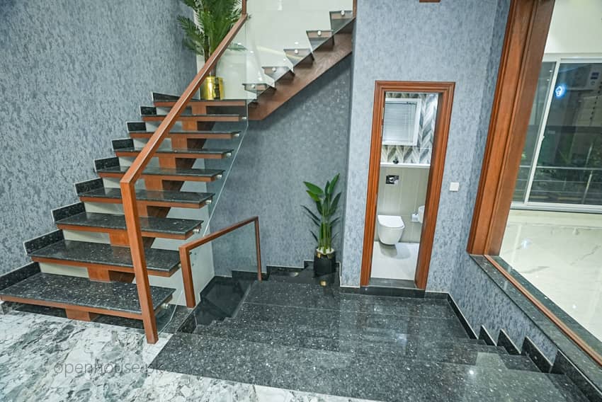 1 Kanal Semi-Furnished House with Basement & Home Cinema For sale in DHA Lahore | OH-0039 18