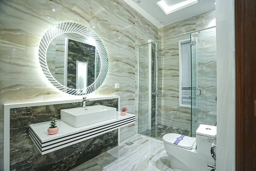 1 Kanal Semi-Furnished House with Basement & Home Cinema For sale in DHA Lahore | OH-0039 30