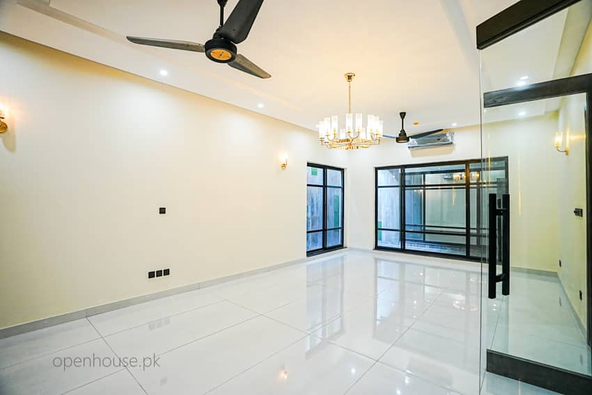 1 Kanal Semi-Furnished House For sale in DHA Lahore | OH-0040 21