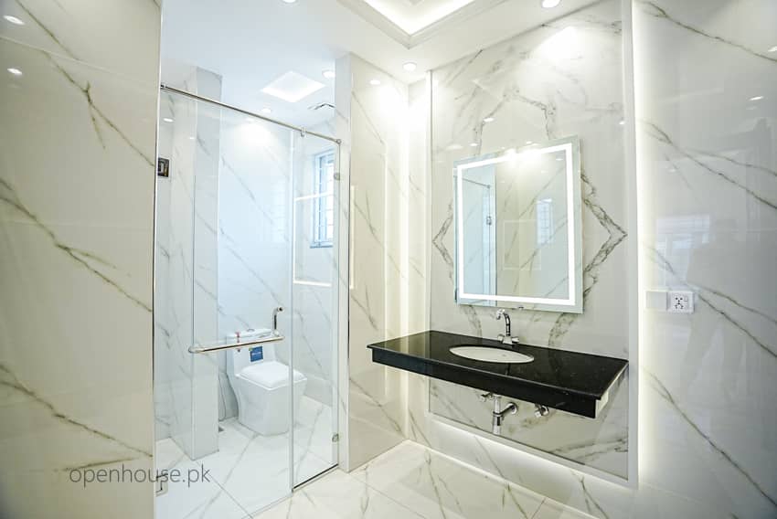 1 Kanal Semi-Furnished House For sale in DHA Lahore | OH-0043 28