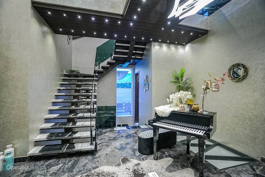 1 Kanal Furnished House with Basement & Cinema For sale in DHA Lahore | OH-0044 7