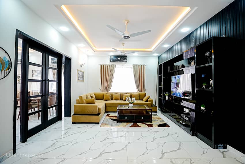 1 Kanal Double-unit Furnished House For sale in DHA Lahore | OH-0046 8