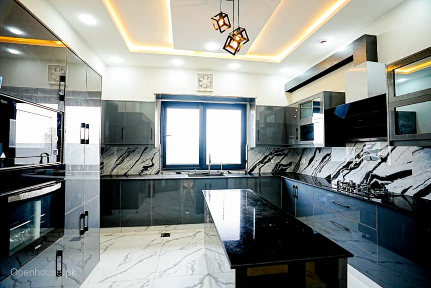 1 Kanal Double-unit Furnished House For sale in DHA Lahore | OH-0046 9