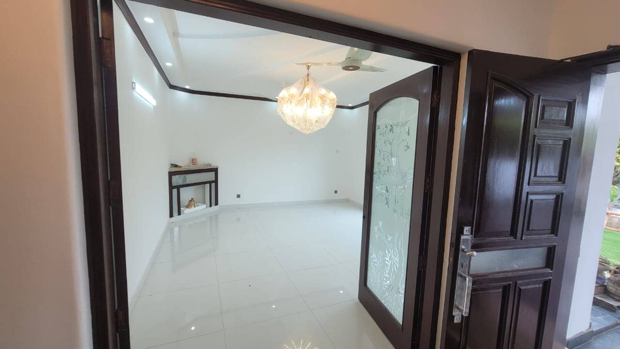 1 Kanal Used House For sale in DHA Lahore | OH-0048 4
