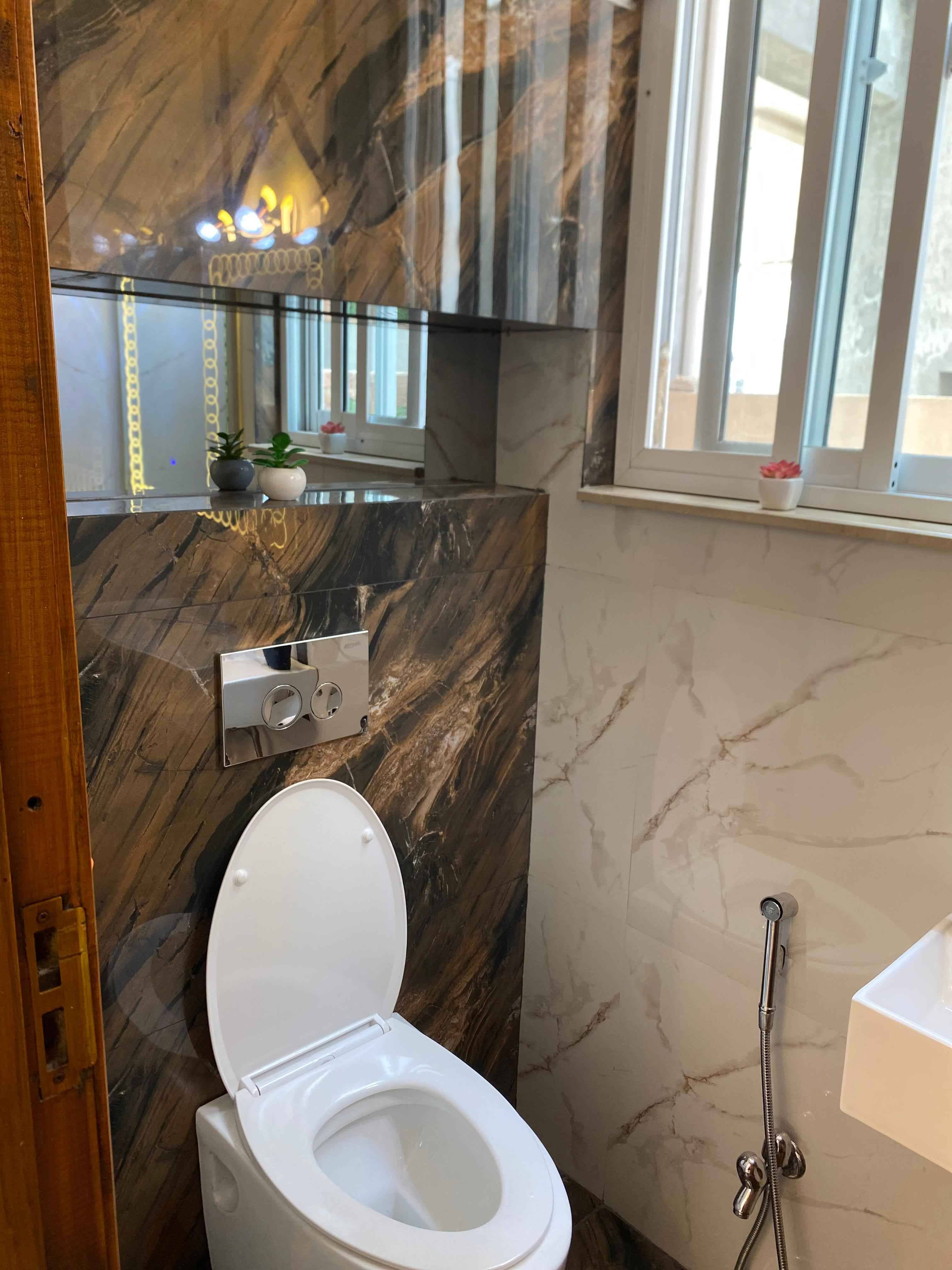 Brand New 10 Marla House for Sale in DHA – Prime Location 7