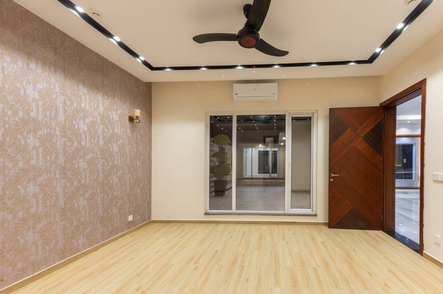 Brand New 1 Kanal (20 Marla) House for Sale in DHA Phase 7 – Open Veranda 34