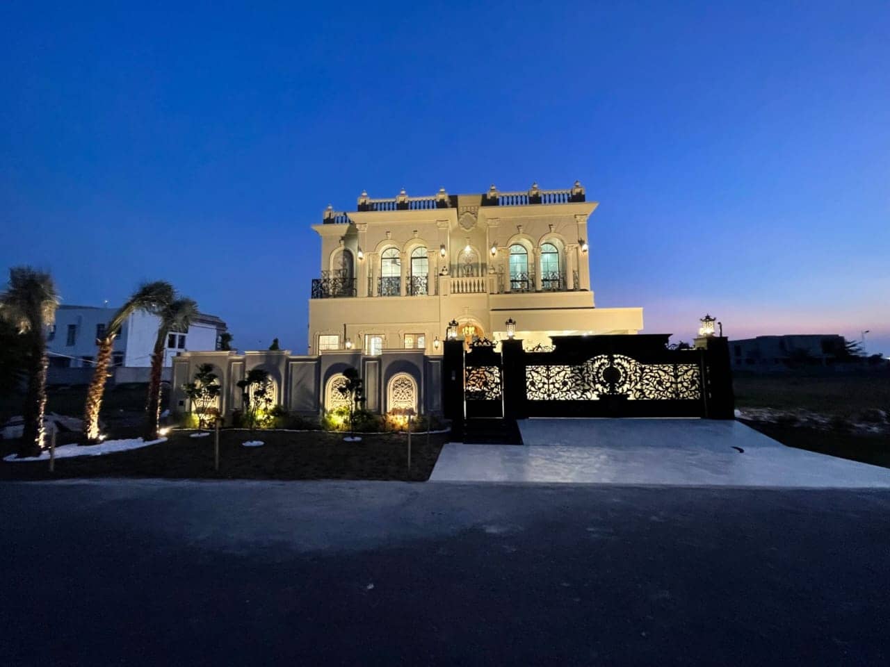 Brand New 1 Kanal (20 Marla) Spanish-Style House for Sale in DHA Phase 7 4