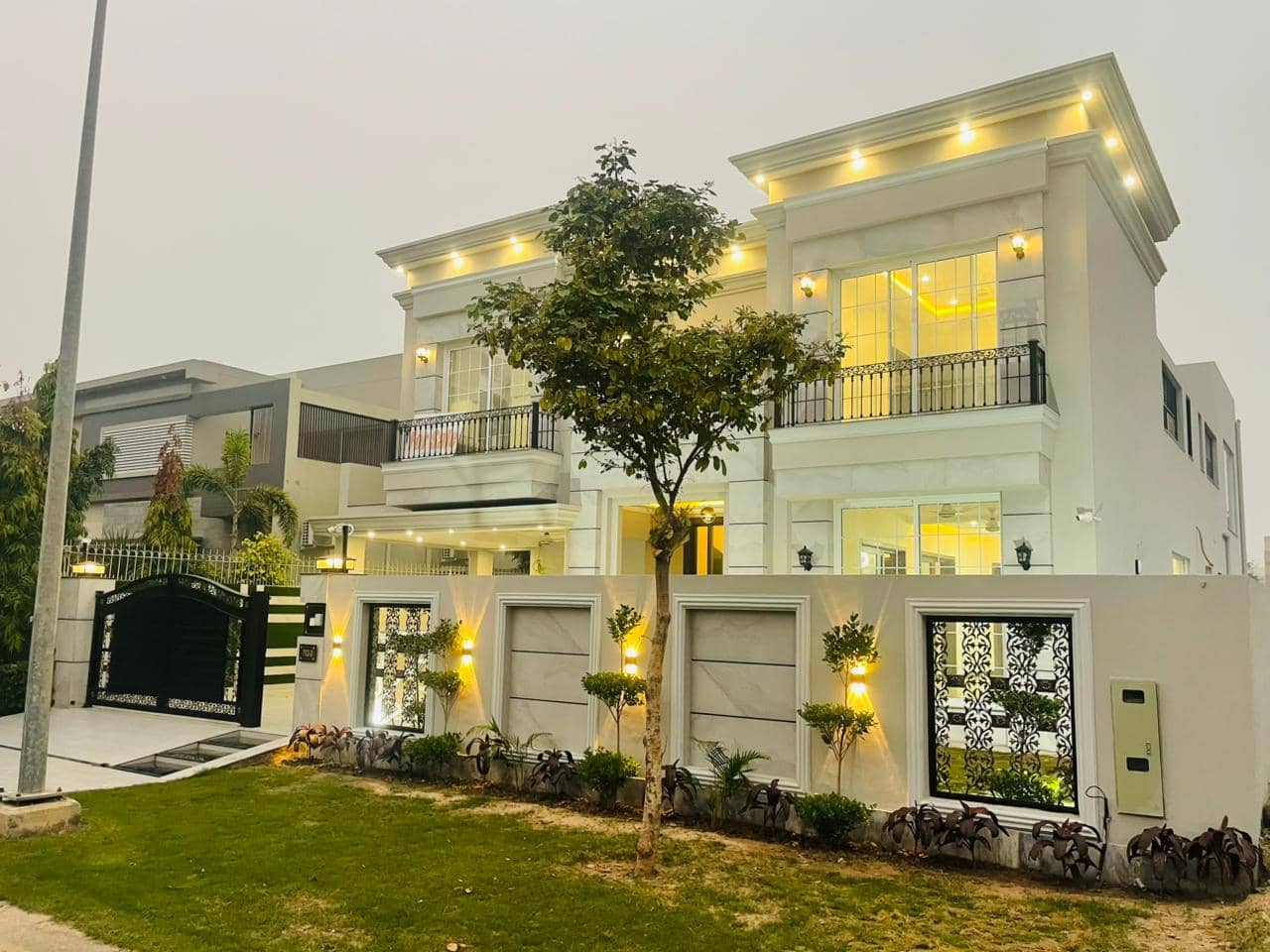 1 Kanal Modern Family Home – DHA Phase 6, Lahore 3
