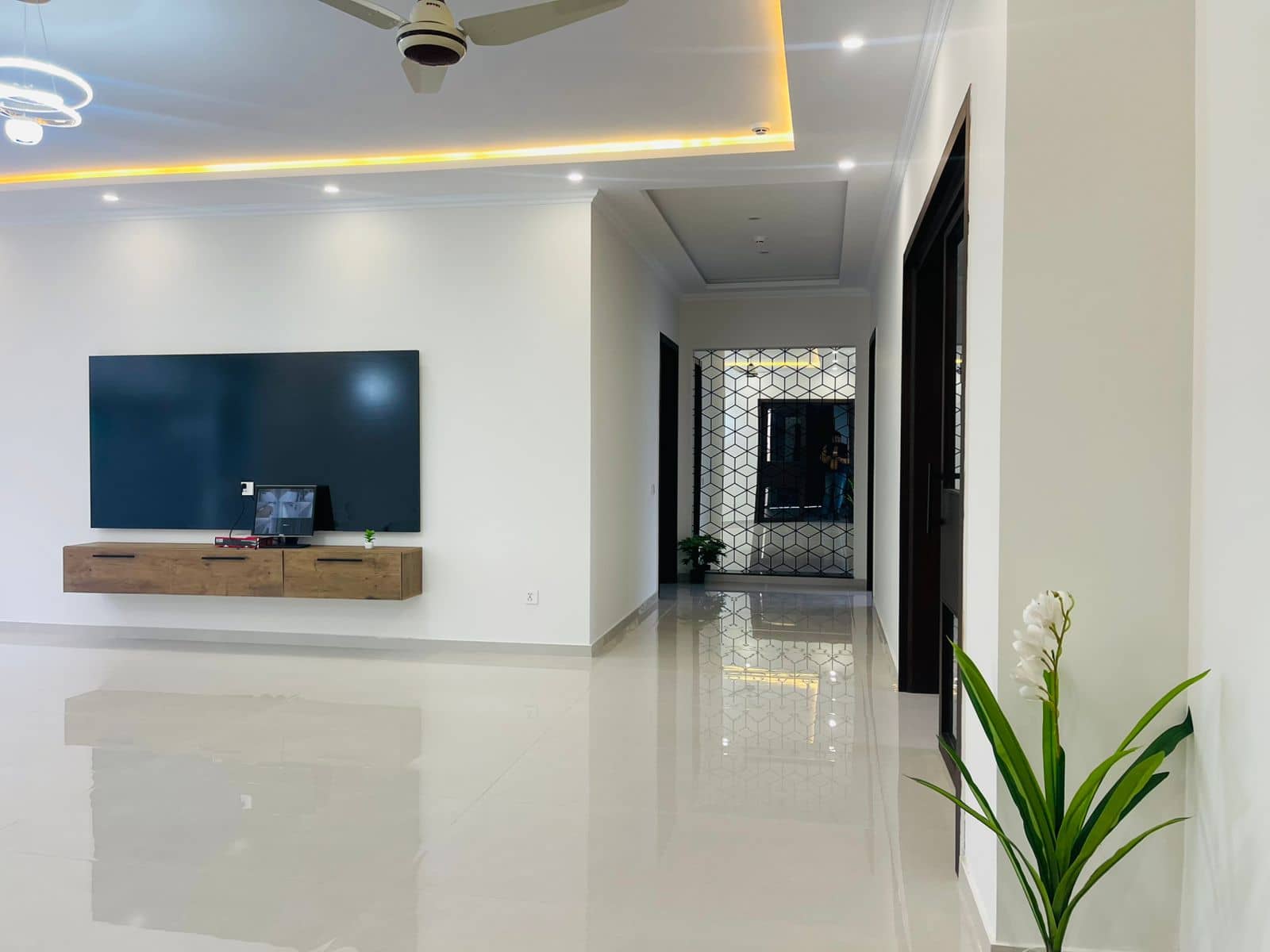 1 Kanal Modern Family Home – DHA Phase 6, Lahore 8