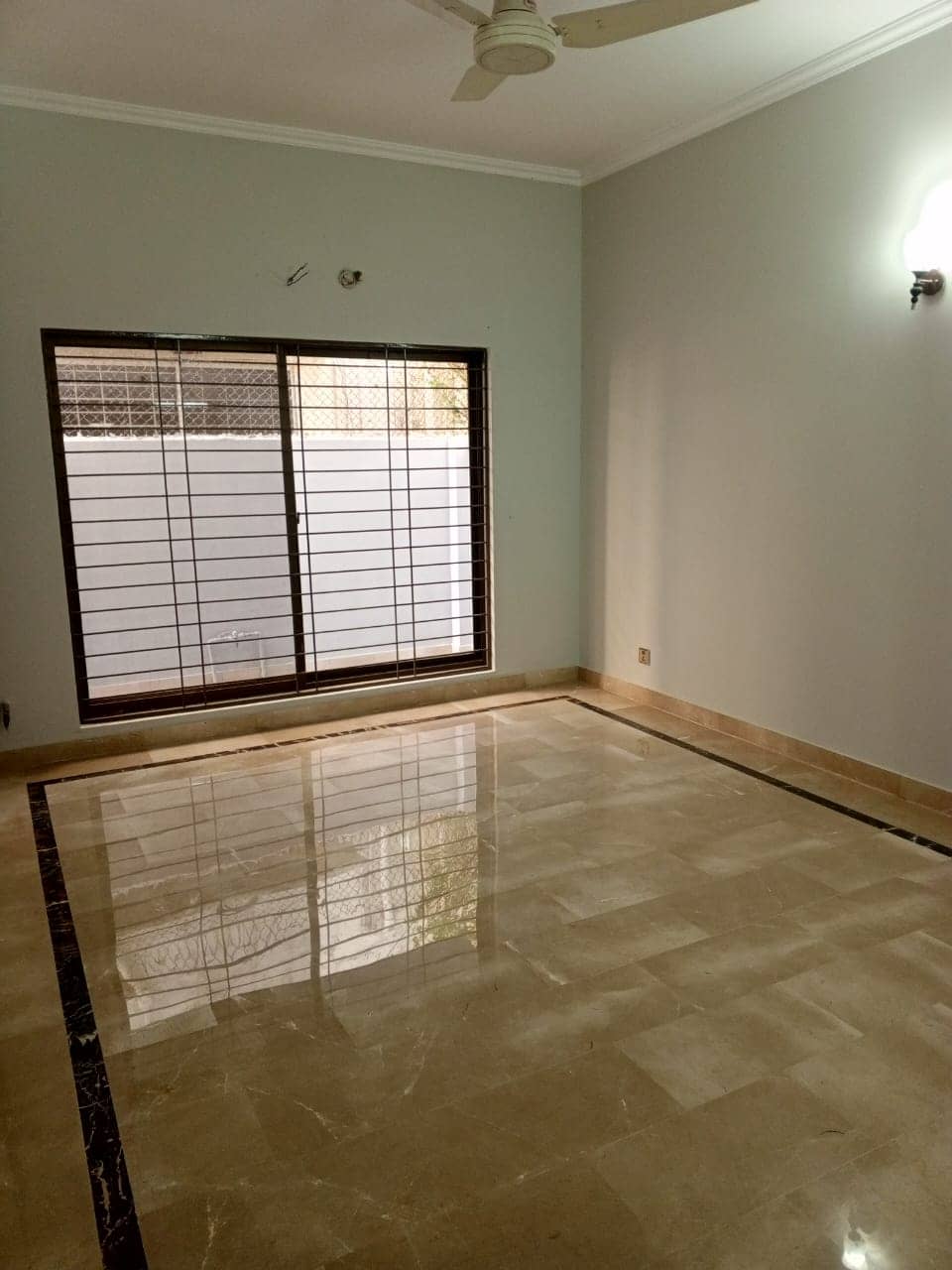 10 Marla Old House for Sale in DHA Phase 6 Lahore 11